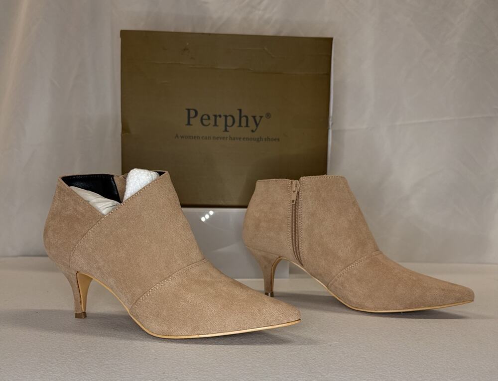 Perphy Pointed Toe Cutout Kitten Heel Ankle Boots Nude Size 7.5